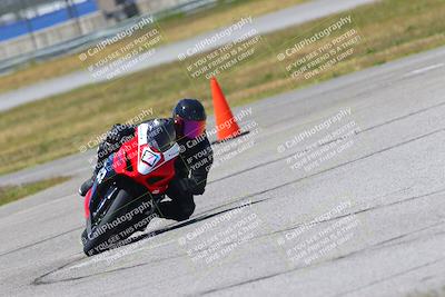 media/Apr-23-2022-Fastrack Riders (Sat) [[cb2d6ae73d]]/LEVEL 4/1PM TURN 6 OUTSIDE/